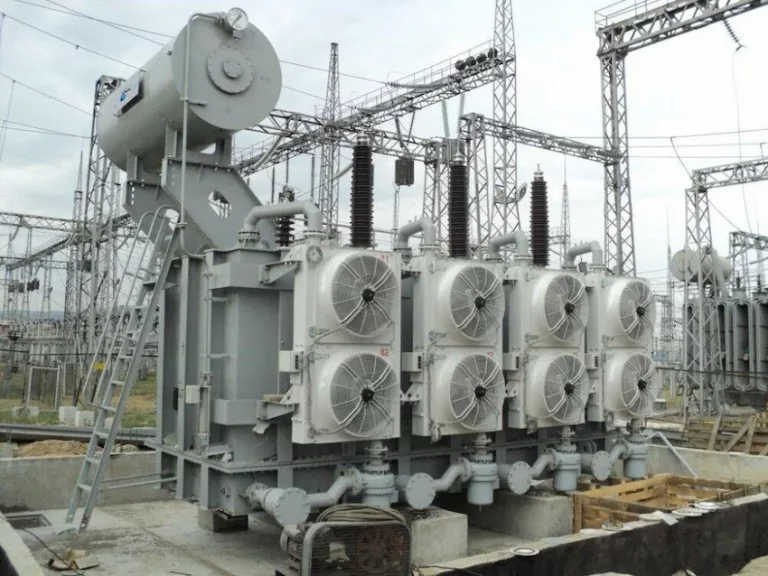 The combined three-phase transformer