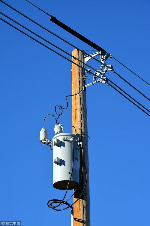 electrical pole transformer